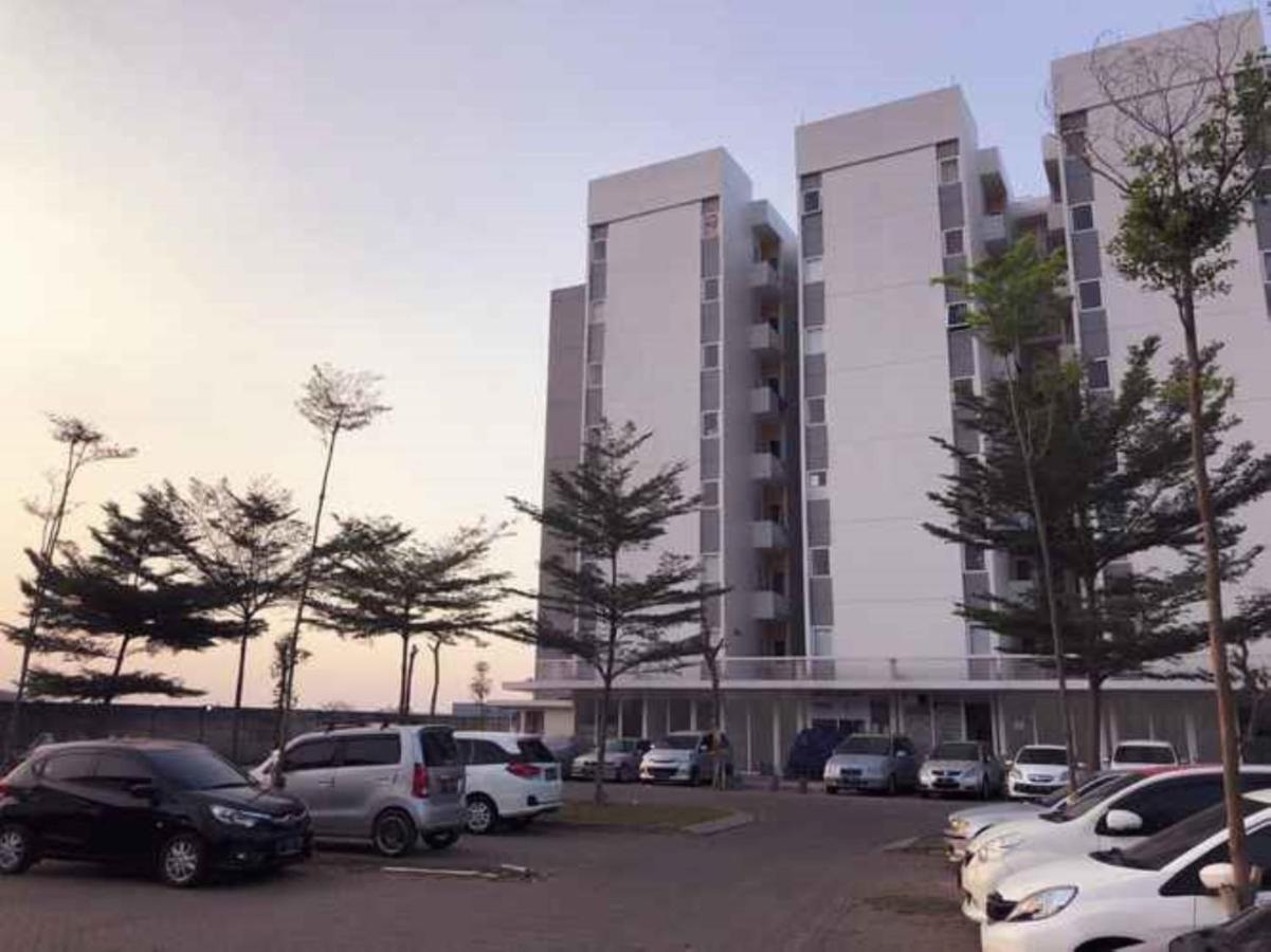 Aero Room Tangerang Exterior foto